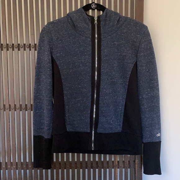 ALO yoga zip front jacket